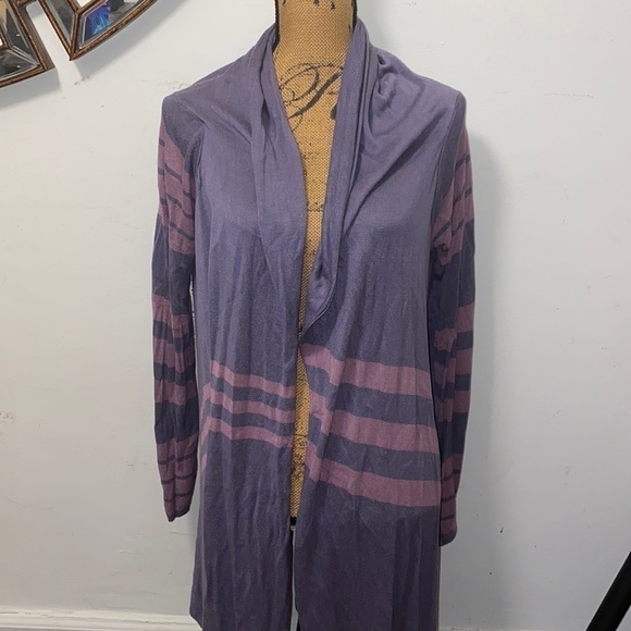 H&M wrap sweater size M​ - Picture 2 of 4